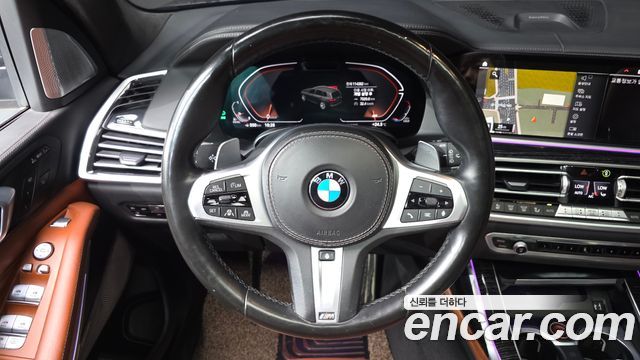 BMW X7 2022 — photo 21