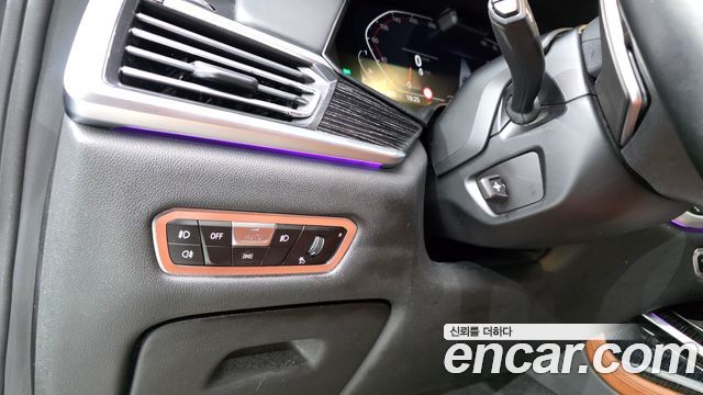 BMW X7 2022 — photo 26