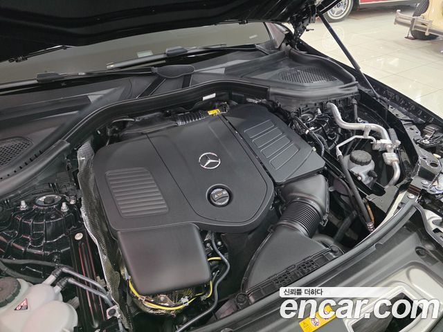 Mercedes-Benz GLC-Class 2026 — photo 6