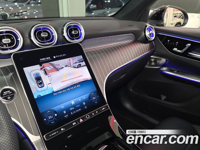Mercedes-Benz GLC-Class 2026 — photo 15