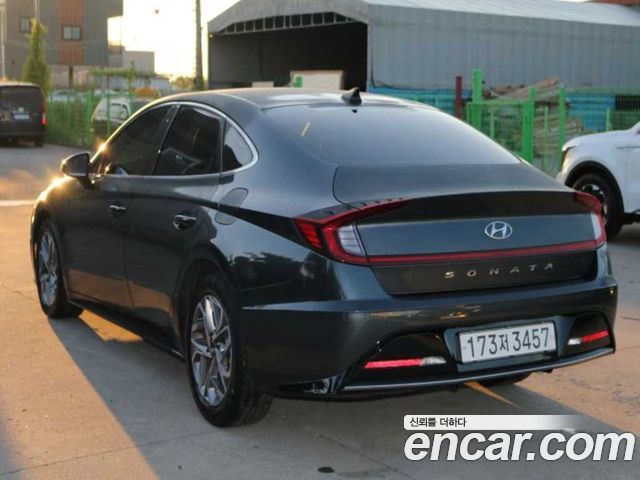 Hyundai Sonata 2022 — photo 3