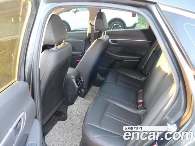 Hyundai Sonata 2022 — photo 6