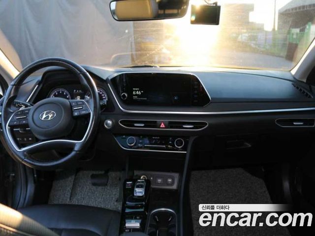 Hyundai Sonata 2022 — photo 7