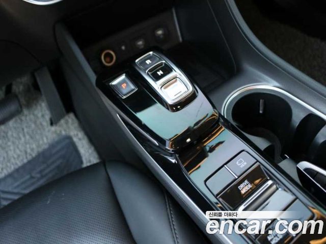 Hyundai Sonata 2022 — photo 10