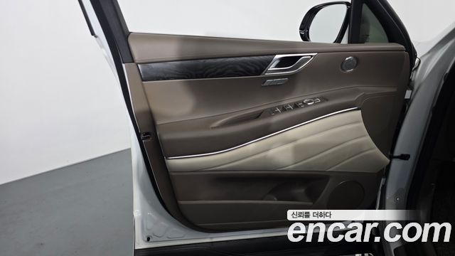 Genesis GV80 2020 — photo 14