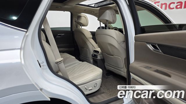 Genesis GV80 2020 — photo 16