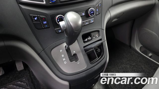 Hyundai Starex 2020 — photo 9