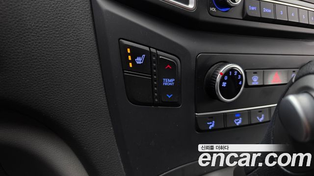 Hyundai Starex 2020 — photo 16