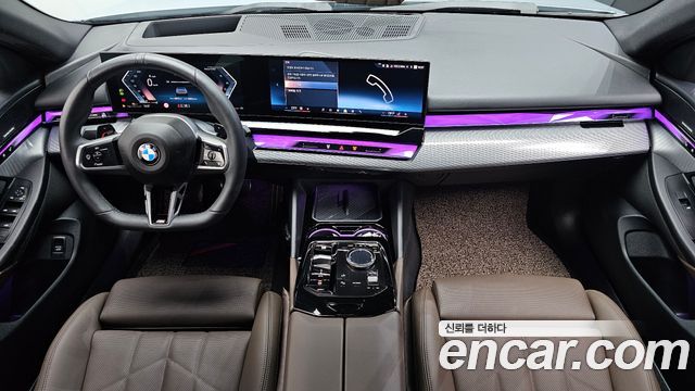 BMW 5-Series 2025 — photo 10