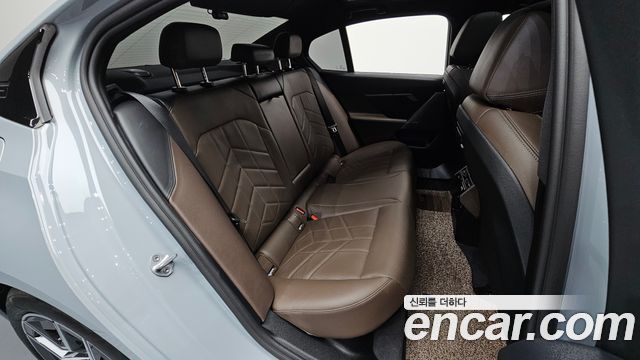 BMW 5-Series 2025 — photo 17