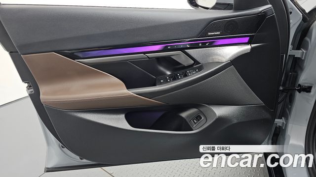 BMW 5-Series 2025 — photo 14