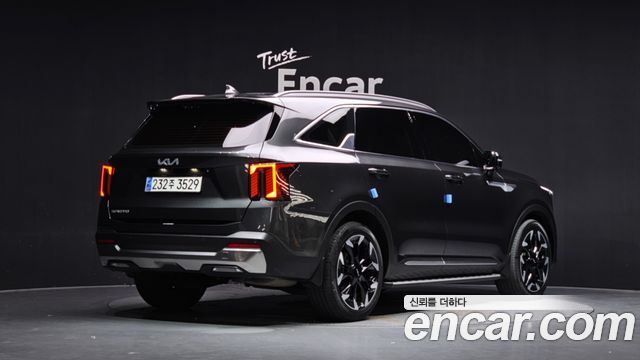 Kia Sorento 2024 — photo 2