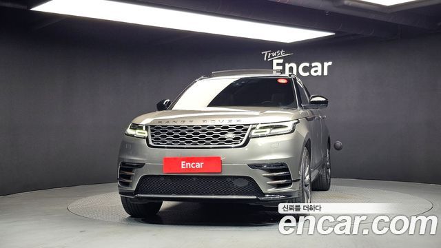 Land Rover Range Rover Velar 2019 — photo 3