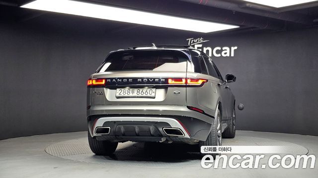 Land Rover Range Rover Velar 2019 — photo 4