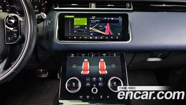 Land Rover Range Rover Velar 2019 — photo 14
