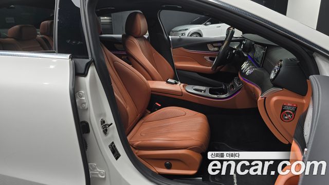 Mercedes-Benz CLS-Class 2023 — photo 16