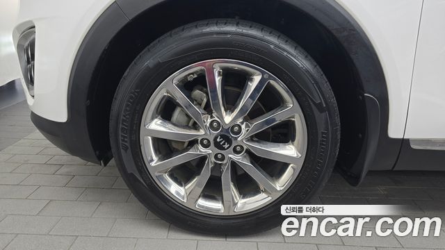 Kia Sorento 2017 — photo 5