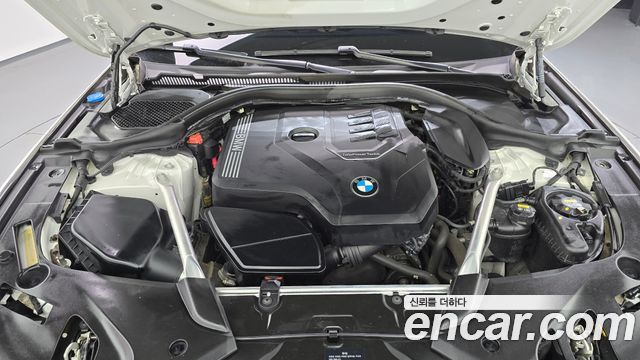 BMW 5-Series 2021 — photo 6