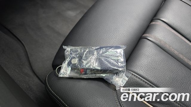 BMW 5-Series 2021 — photo 21
