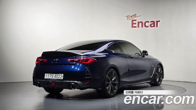 Infiniti Q60 2019 — photo 2