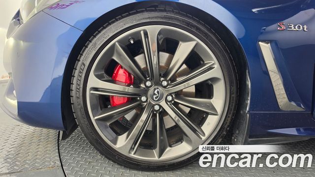 Infiniti Q60 2019 — photo 5