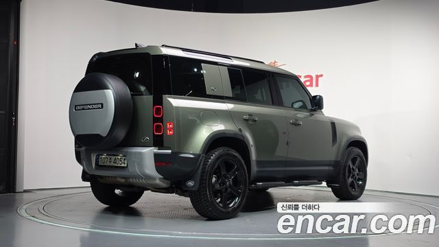 Land Rover Defender 2020 — photo 2