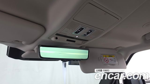 Land Rover Defender 2020 — photo 23