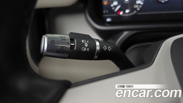 Land Rover Defender 2020 — photo 29