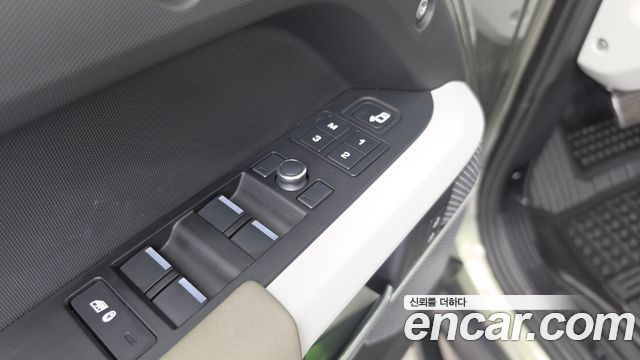 Land Rover Defender 2020 — photo 34