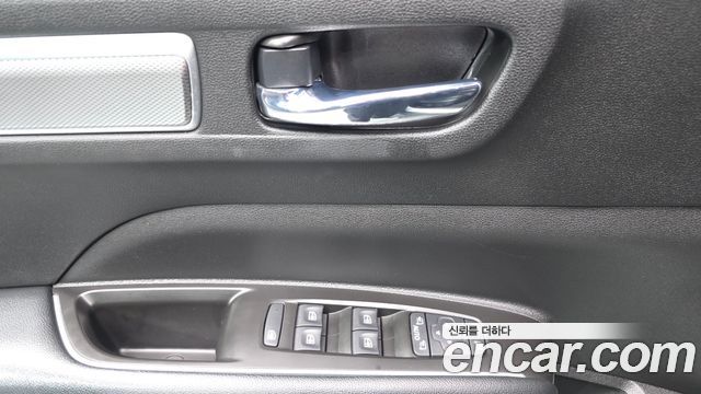 Renault Korea QM6 2021 — photo 28