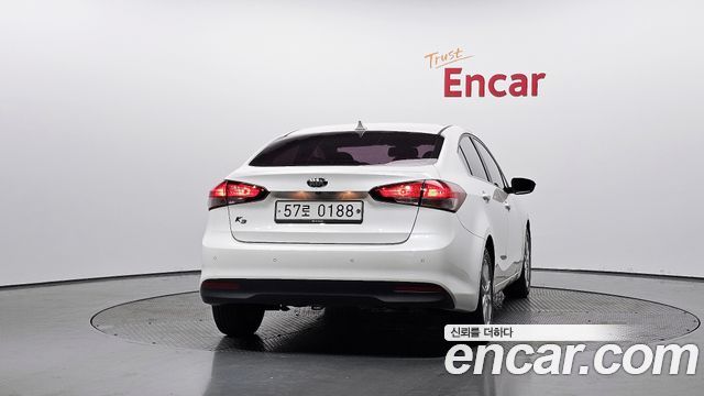 Kia K3 2016 — photo 4