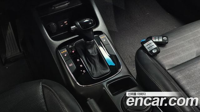 Kia K3 2016 — photo 11