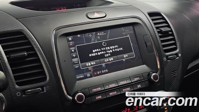 Kia K3 2016 — photo 18