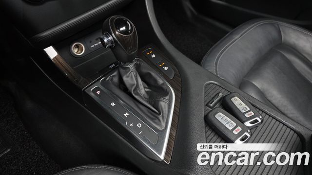 Kia K5 2013 — photo 9