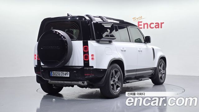 Land Rover Defender 2025 — photo 2