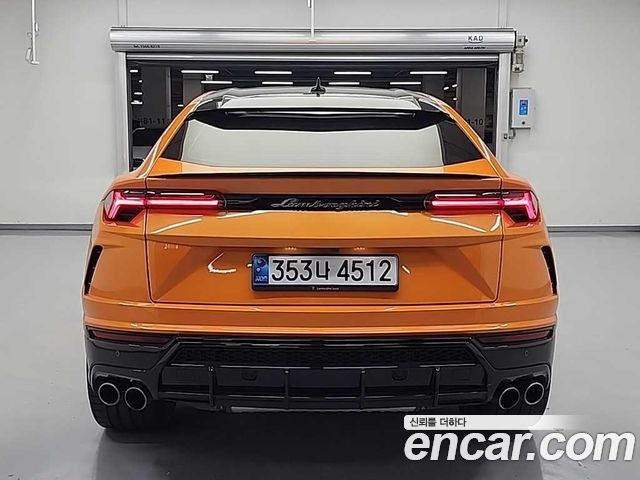 Lamborghini Urus 2021 — photo 3