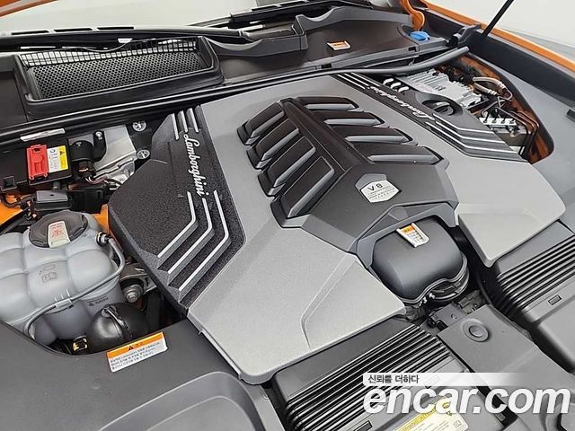 Lamborghini Urus 2021 — photo 5