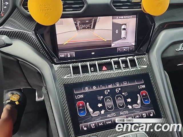 Lamborghini Urus 2021 — photo 10