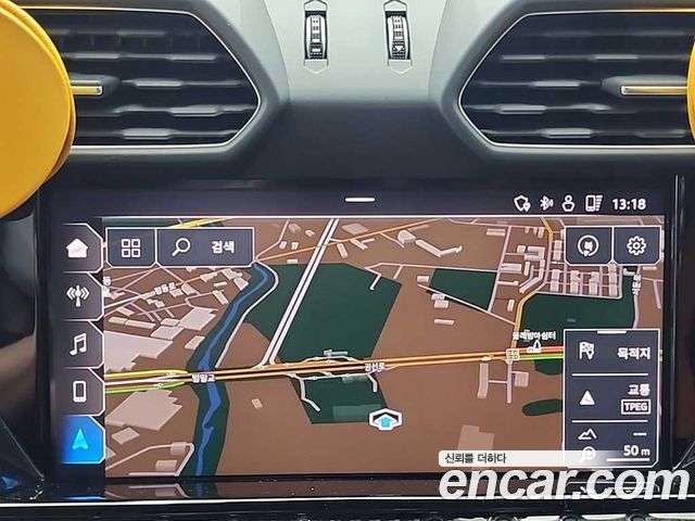 Lamborghini Urus 2021 — photo 14