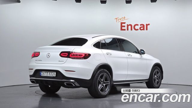 Mercedes-Benz GLC-Class 2023 — photo 2