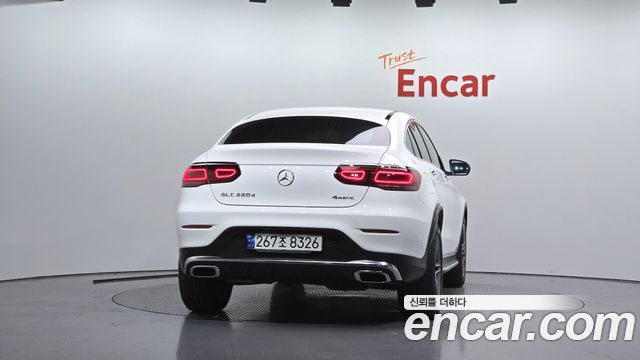 Mercedes-Benz GLC-Class 2023 — photo 4