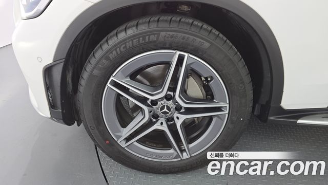 Mercedes-Benz GLC-Class 2023 — photo 5