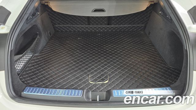 Mercedes-Benz GLC-Class 2023 — photo 23