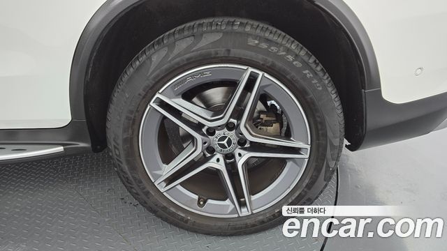 Mercedes-Benz GLC-Class 2023 — photo 7