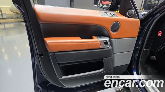 Land Rover Range Rover Sport 2017 — photo 14