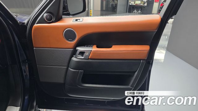 Land Rover Range Rover Sport 2017 — photo 15