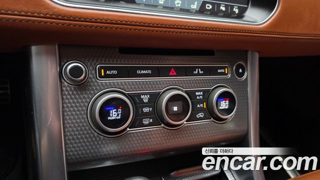 Land Rover Range Rover Sport 2017 — photo 29