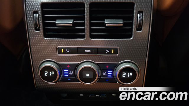 Land Rover Range Rover Sport 2017 — photo 32