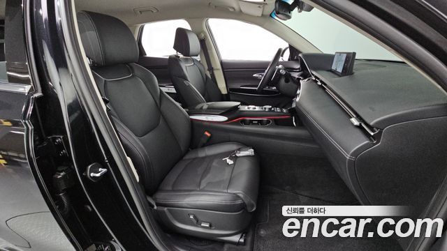 Genesis GV70 2021 — photo 11
