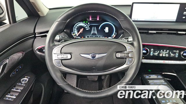 Genesis GV70 2021 — photo 13